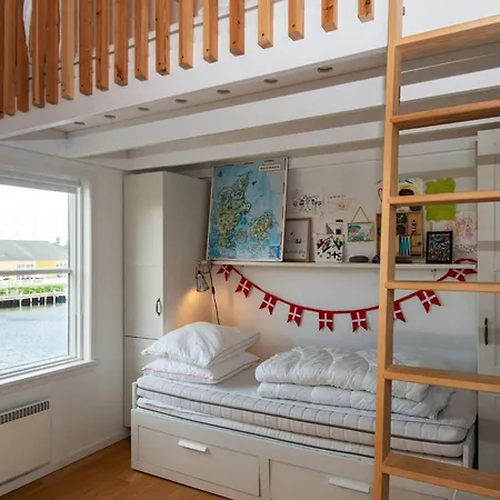 On A In בית נופש