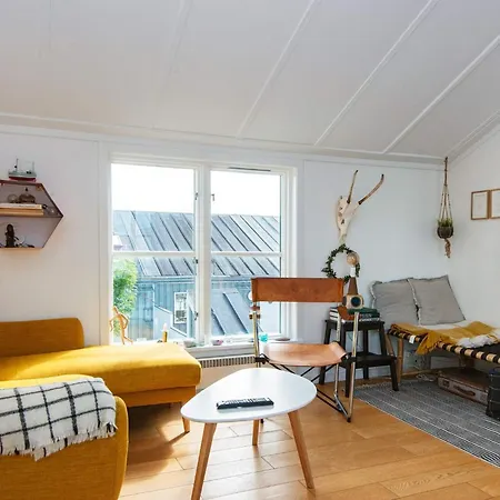 On A In בית נופש אבלטופט