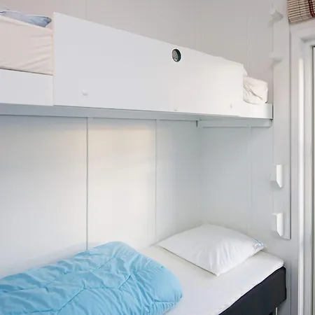 On A In בית נופש אבלטופט