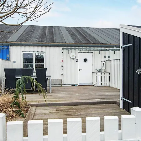 On A In בית נופש